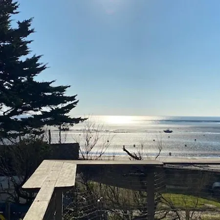 Semesterbostad Maison 7 Chambres, 12 Pers., Face Mer, A 10m De La Plage, Pres Des Commerces - Fr-1-612-116 *